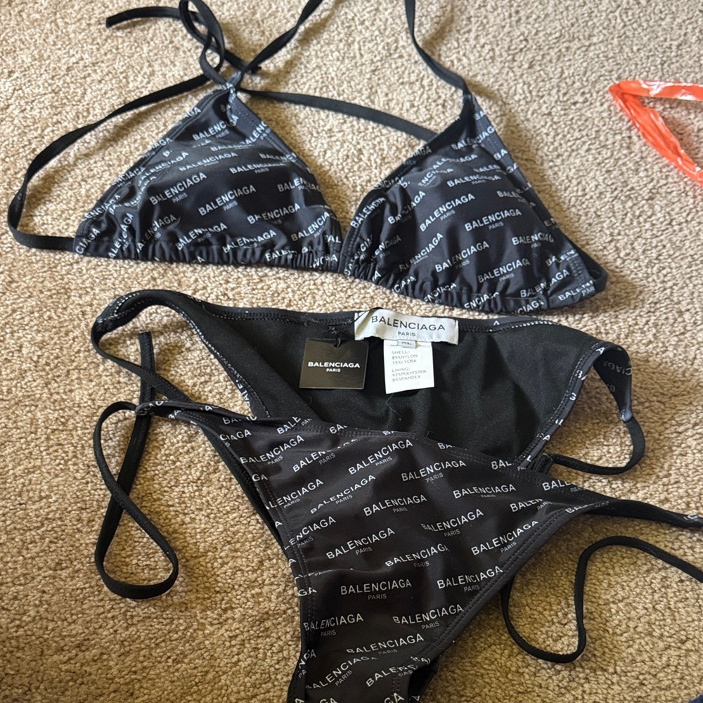 NWT BB bale bikini two piece logo